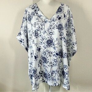 CHICO'S Floral Poncho Lightweight Blouse L/XL Summer Vacation Toile Blue White